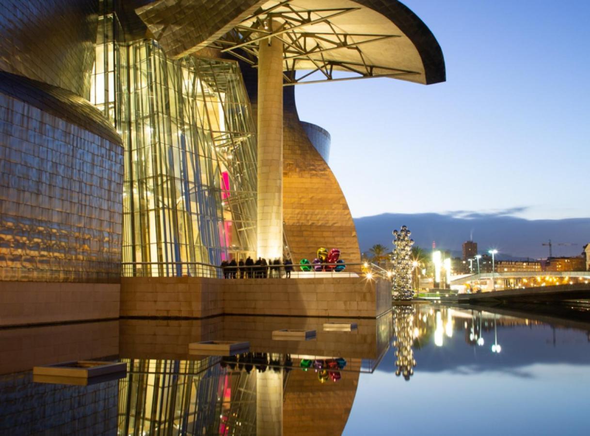 Clasico Y Funcional Vivienda Turistica Centro Bilbao Buitenkant foto