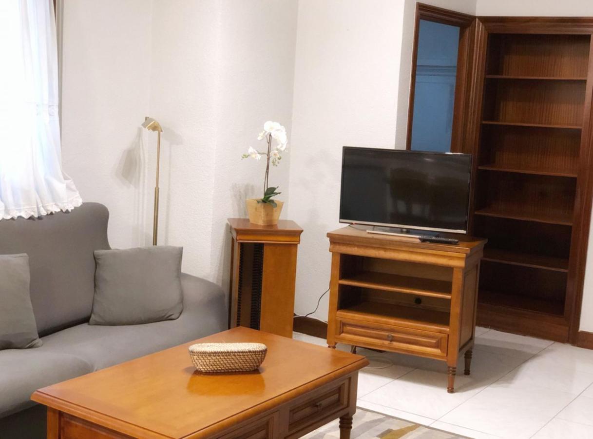 Clasico Y Funcional Vivienda Turistica Centro Bilbao Buitenkant foto
